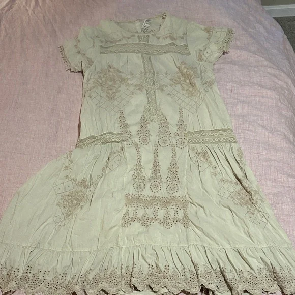 Magnolia Pearl Anna Grace Dress - Picture 6 of 15